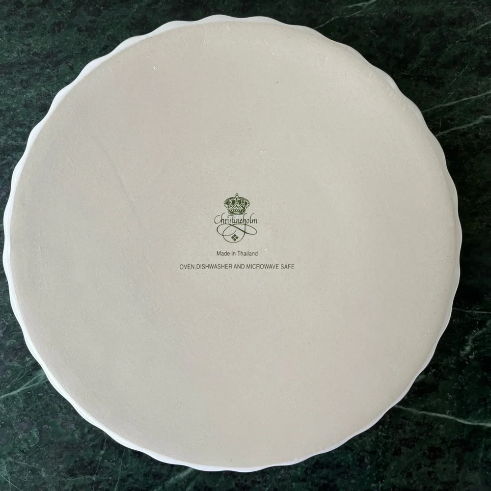 Christineholm Quiche Baking Dish White With Pink Roses.  New In Box.